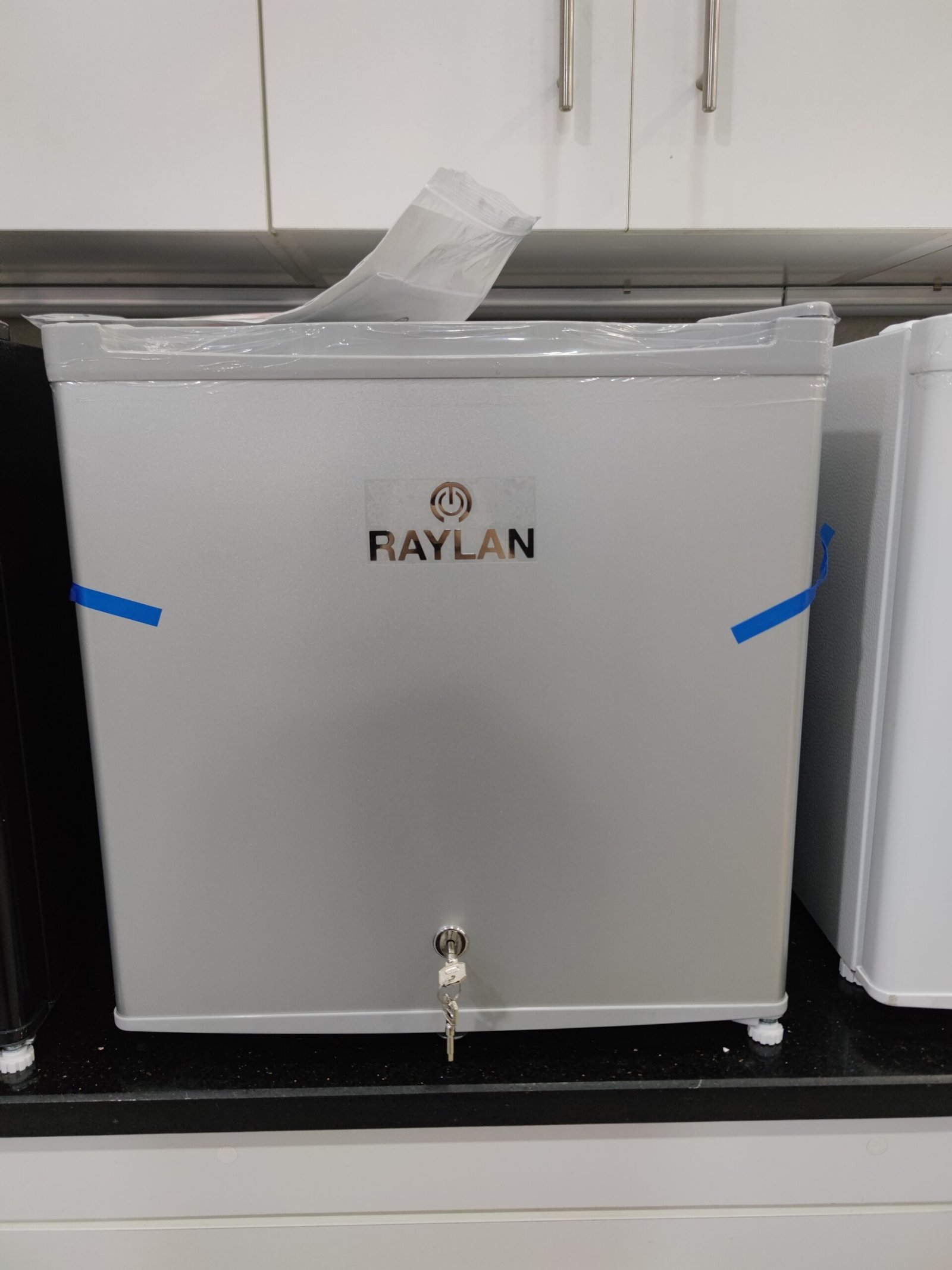 Réfrigérateur Mini bar Raylan 47 litres – Image 2