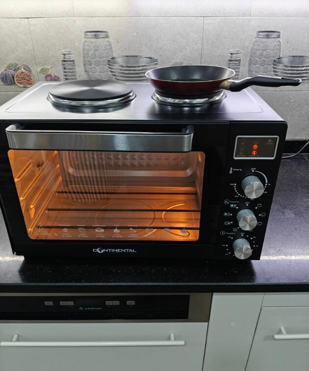 Four électrique CONTINENTAL 45L ventilé avec 2 plaque chauffante et éclairage intérieur et tourne broche