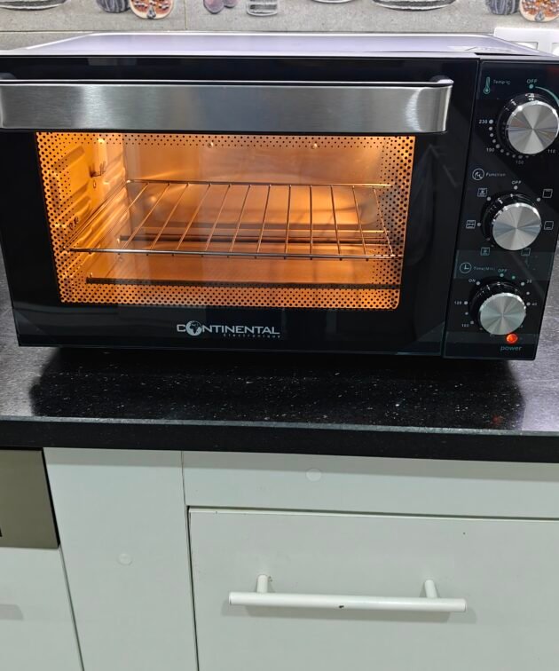 Four Électrique Ventilé Continental 23L – Rôtisserie, Convection, Lampe Intérieure, Surface Antiadhésive, 4 Modes de Cuisson