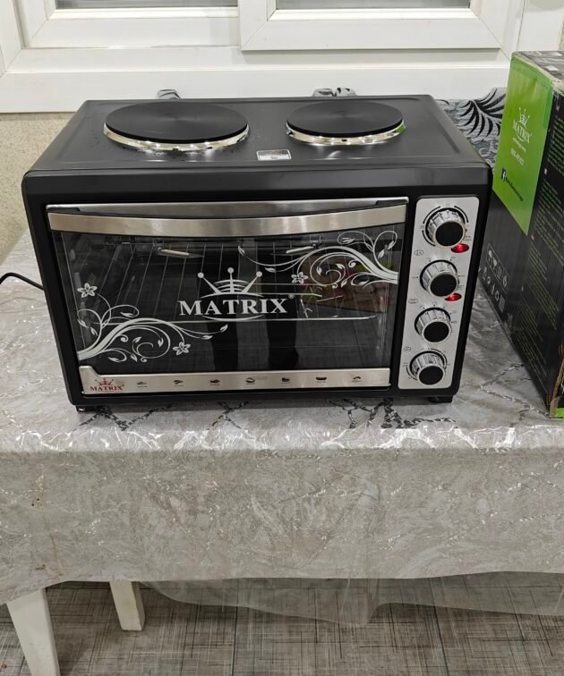 Four électrique MATRIX 47L ventilé avec 2 plaque chauffante et tourne broche