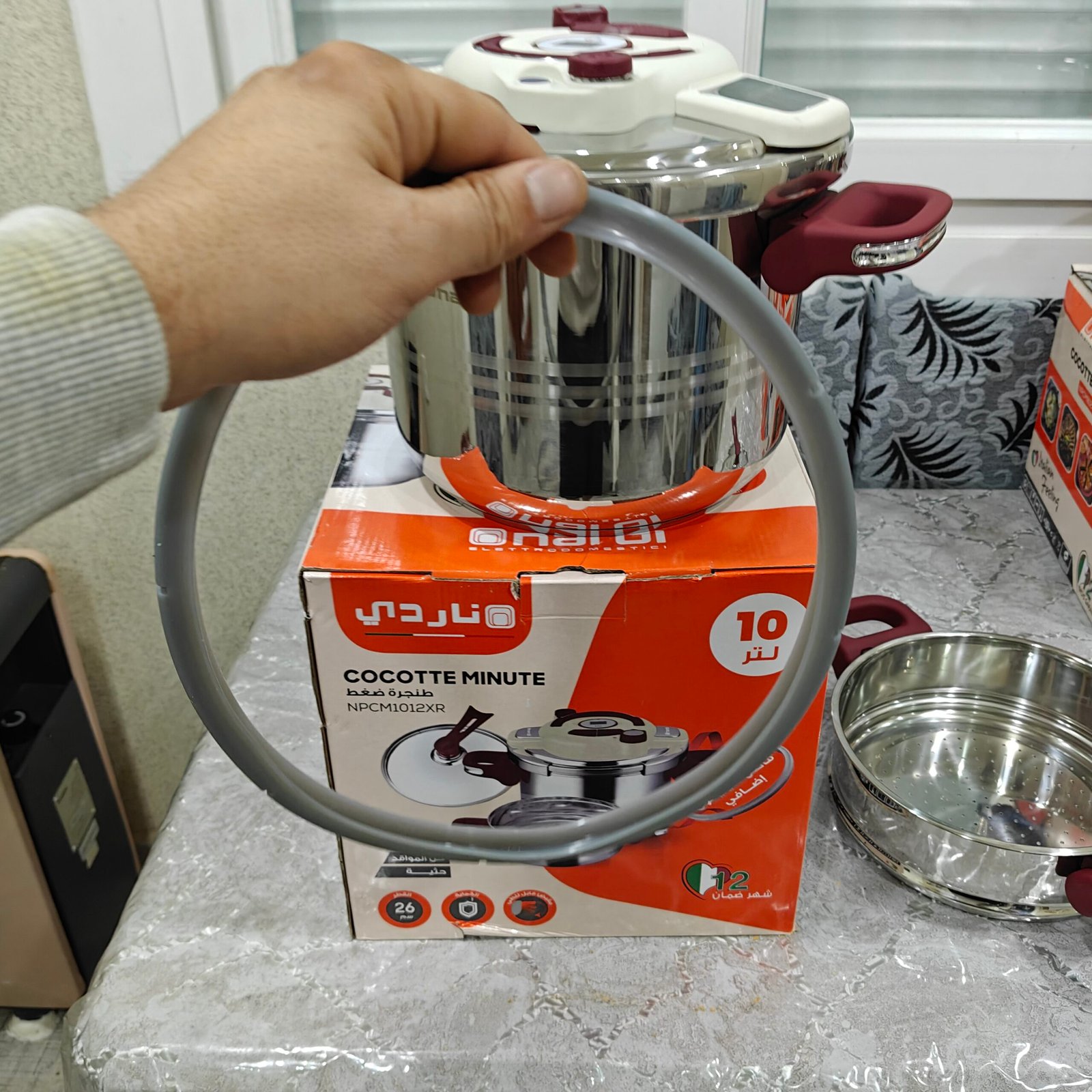 Cocotte-Minute Nardi avec couscoussier – Inox 18/10 | Fabrication Italienne ( disponible en 6litre et 8litres et 10litres ) – Image 5