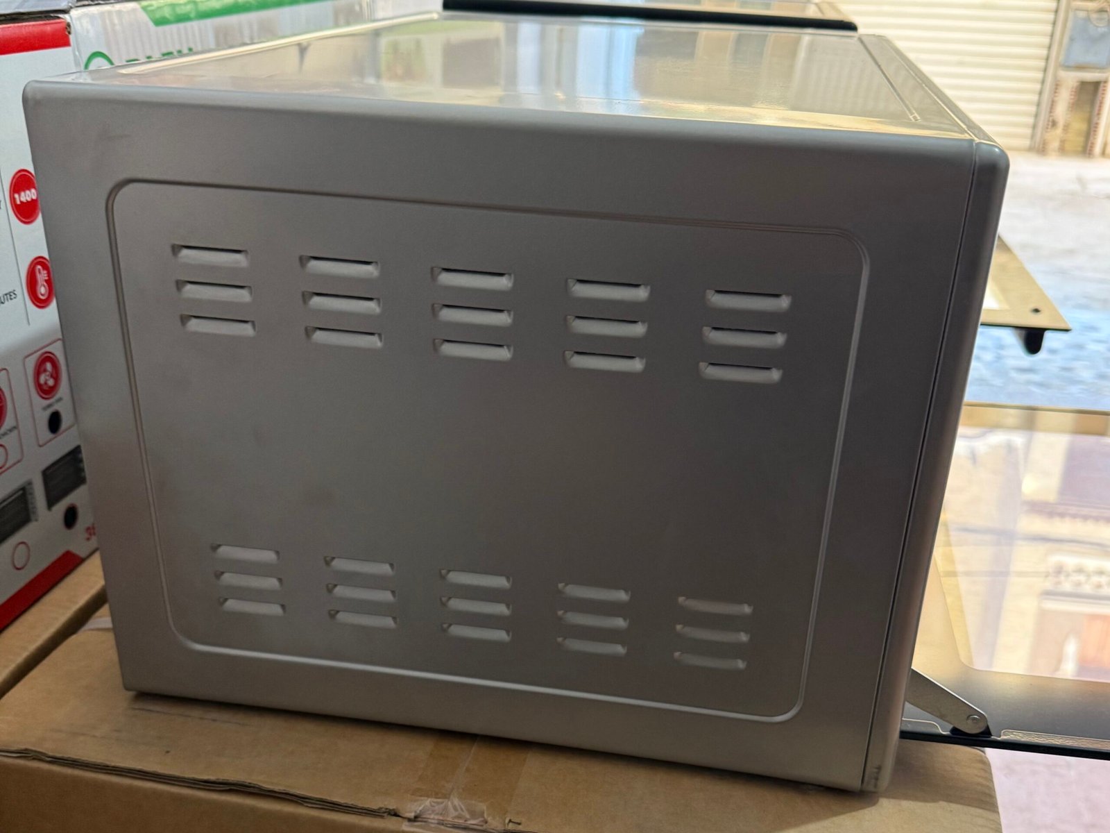 Four Électrique Ventilé Bleu Monde 48 Litres – Avec Éclairage Intérieur & Tourne-Broche – Image 4