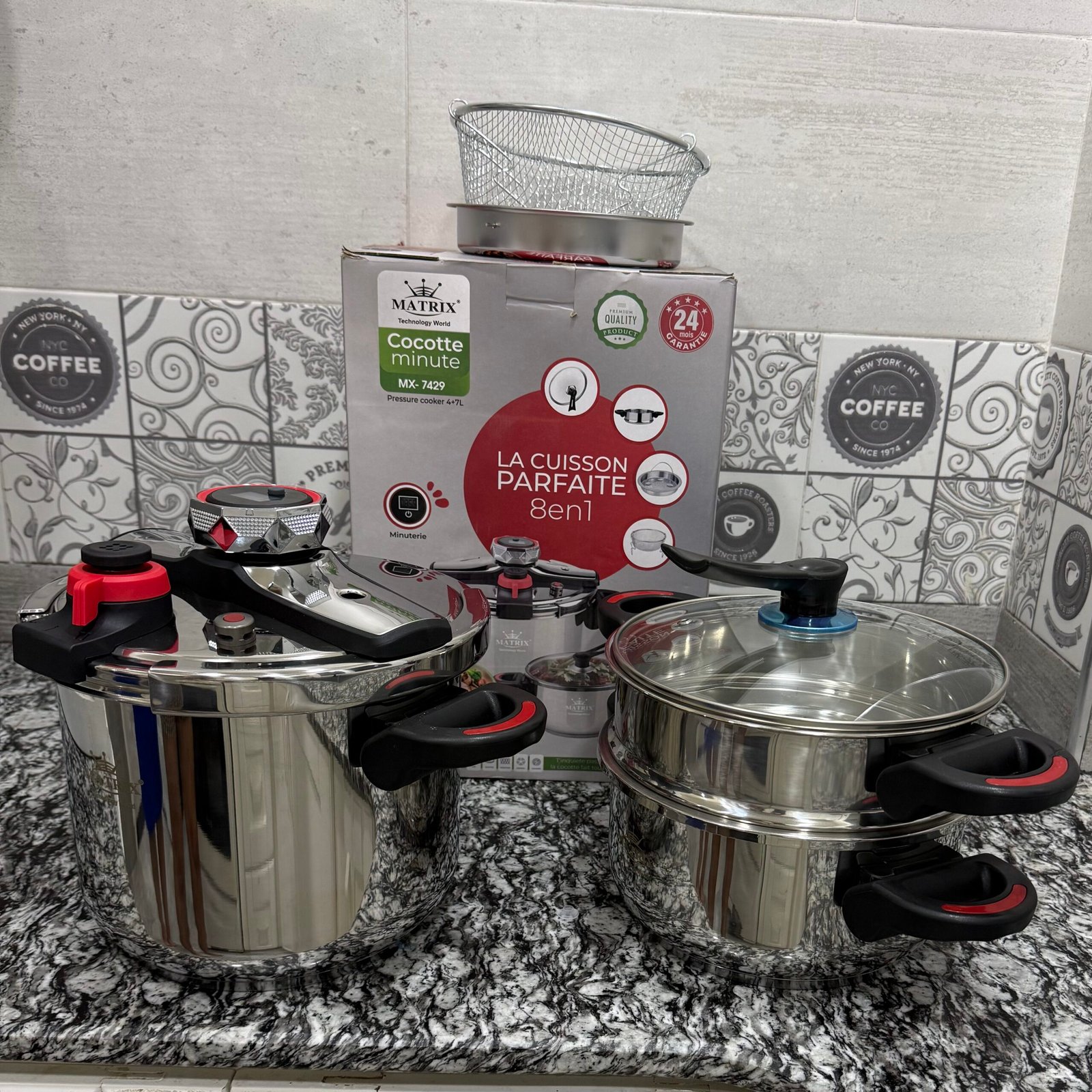 Pack 2 Cocotte-minute 4L + 7L Matrix Inox 18/10 haute qualité et griffé + couscoussier + panier friteuse + panier légumes avec des poignée rabattable et 2 ans garantie